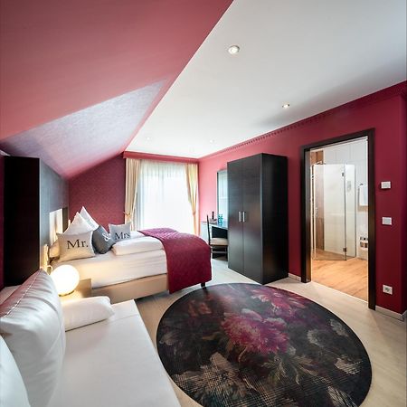 Kristallhotel Fettehenne Леверкузен Экстерьер фото